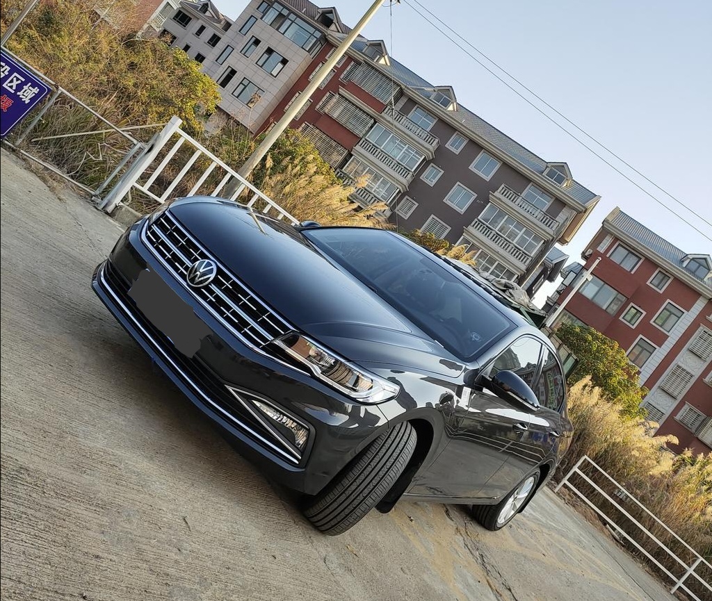 大众宝来最低价5.98万自动,大众宝来降价6万以下二手