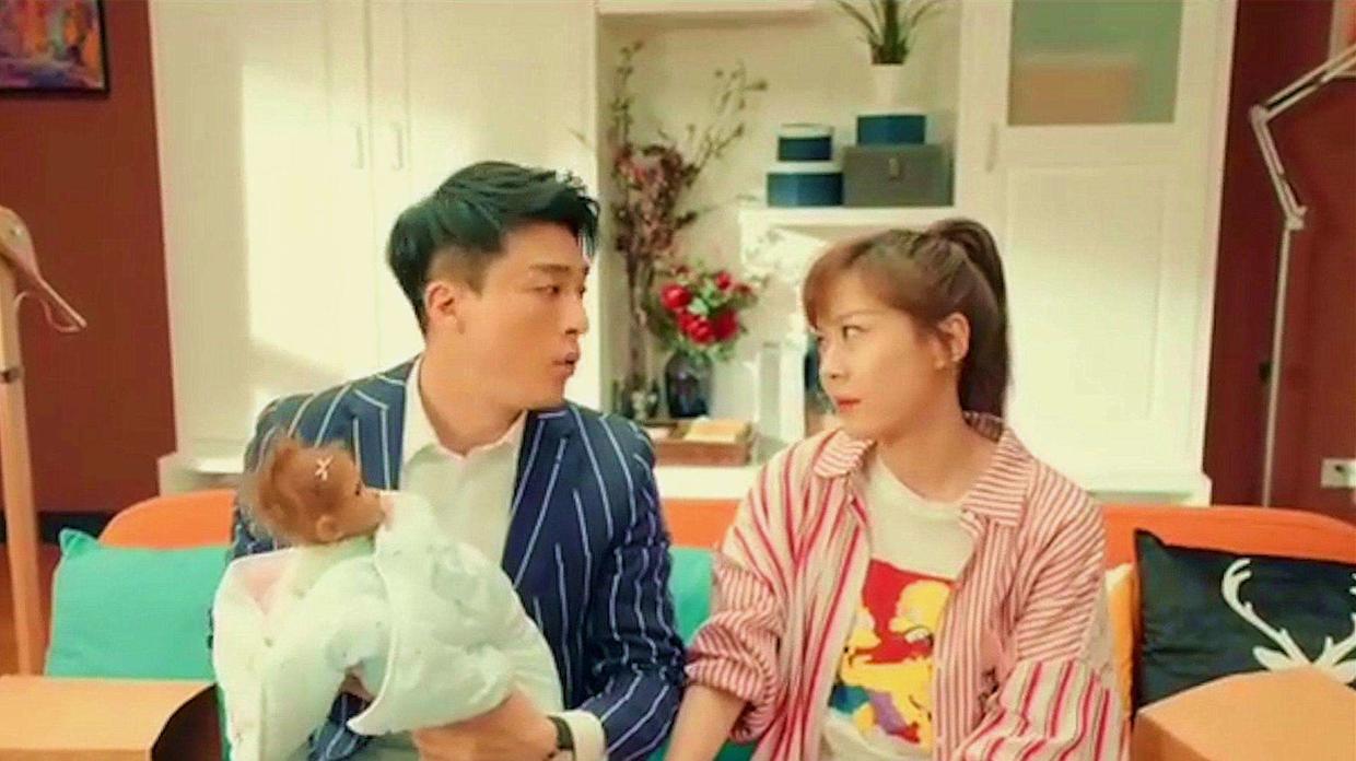 爱情公寓5美嘉子乔第1次相遇,爱情公寓5子乔描述生孩子的感觉