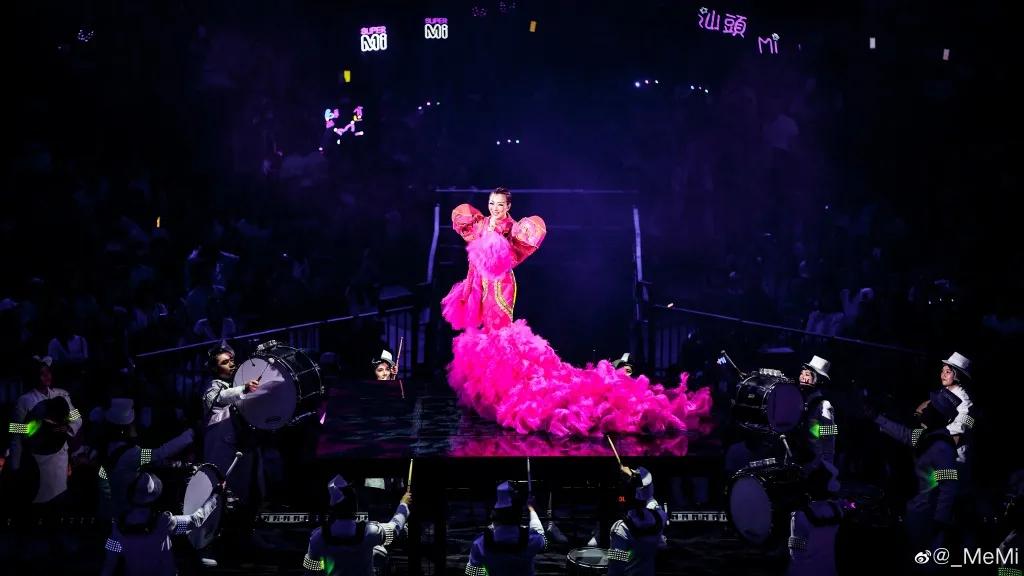 和49岁的她比，流量们的努力好廉价