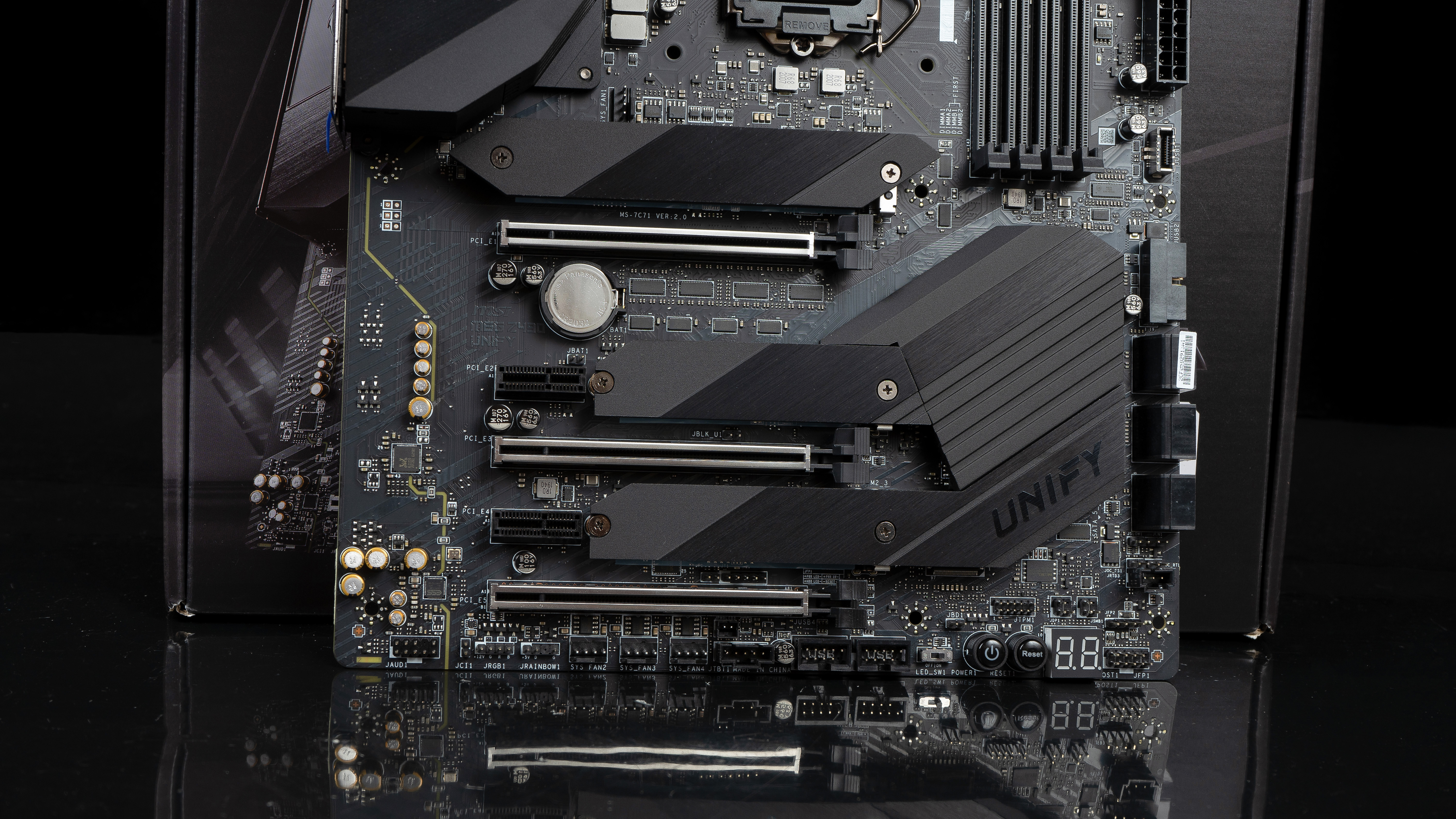 i9-10900k对比i710700k,i9-10900k有苹果处理器强吗