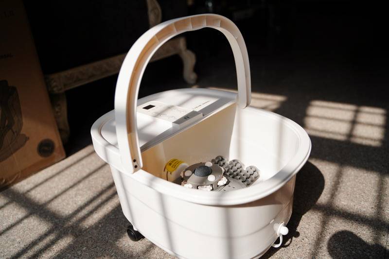 鍙岃剼娴告场鍦ㄦ俯娉夐噷,鍙岃剼娉＄儹姘磋兘鑸掔瓔娲荤粶