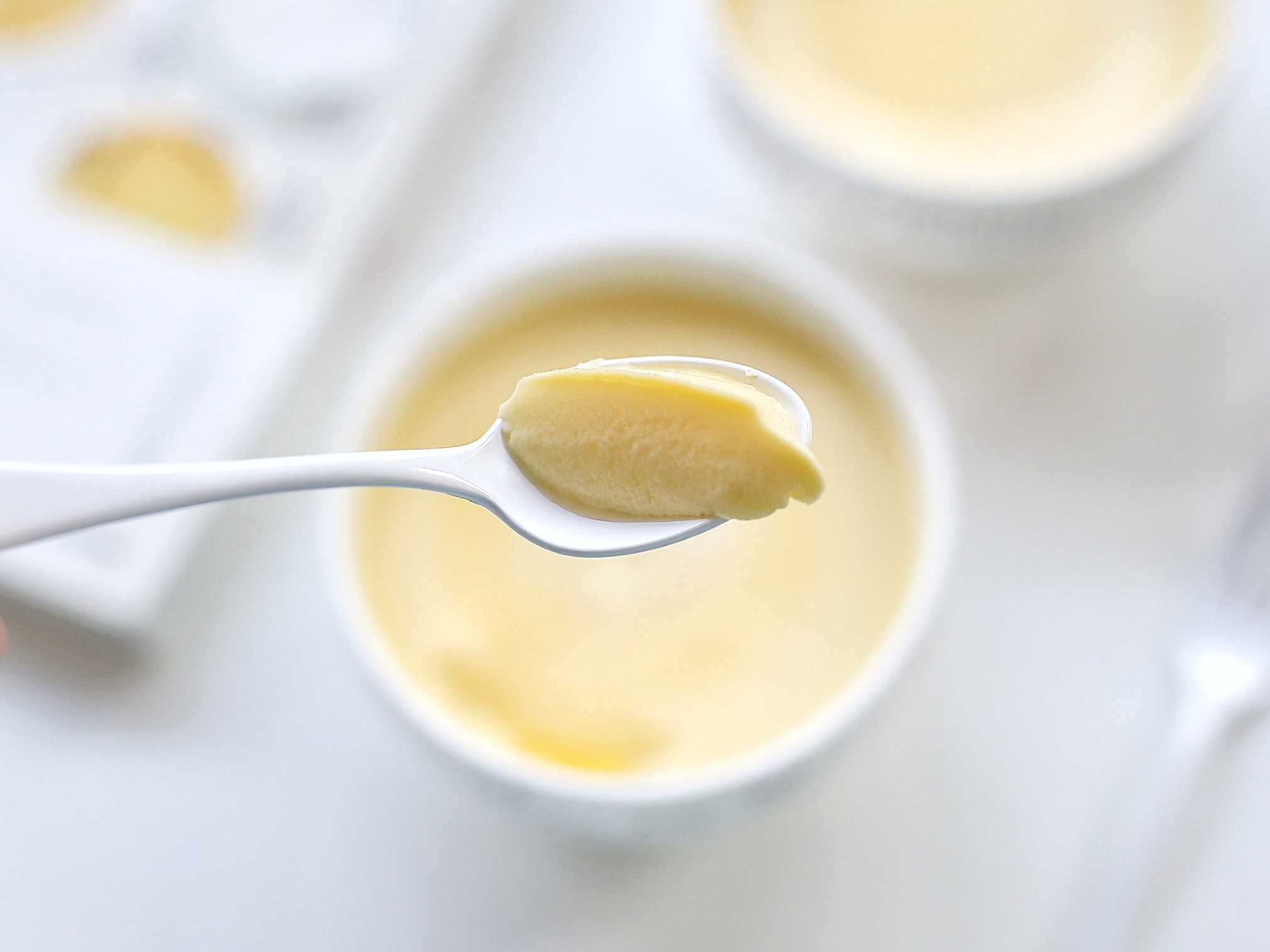 蒸布丁蒸出来像蛋羹,如何做出嫩滑的布丁