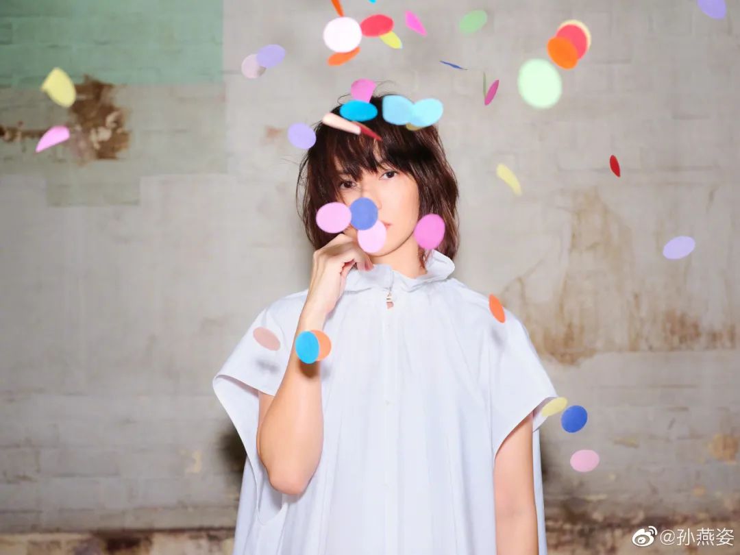 孙燕姿被称冷门歌手后大家的反应,孙燕姿重回舞台