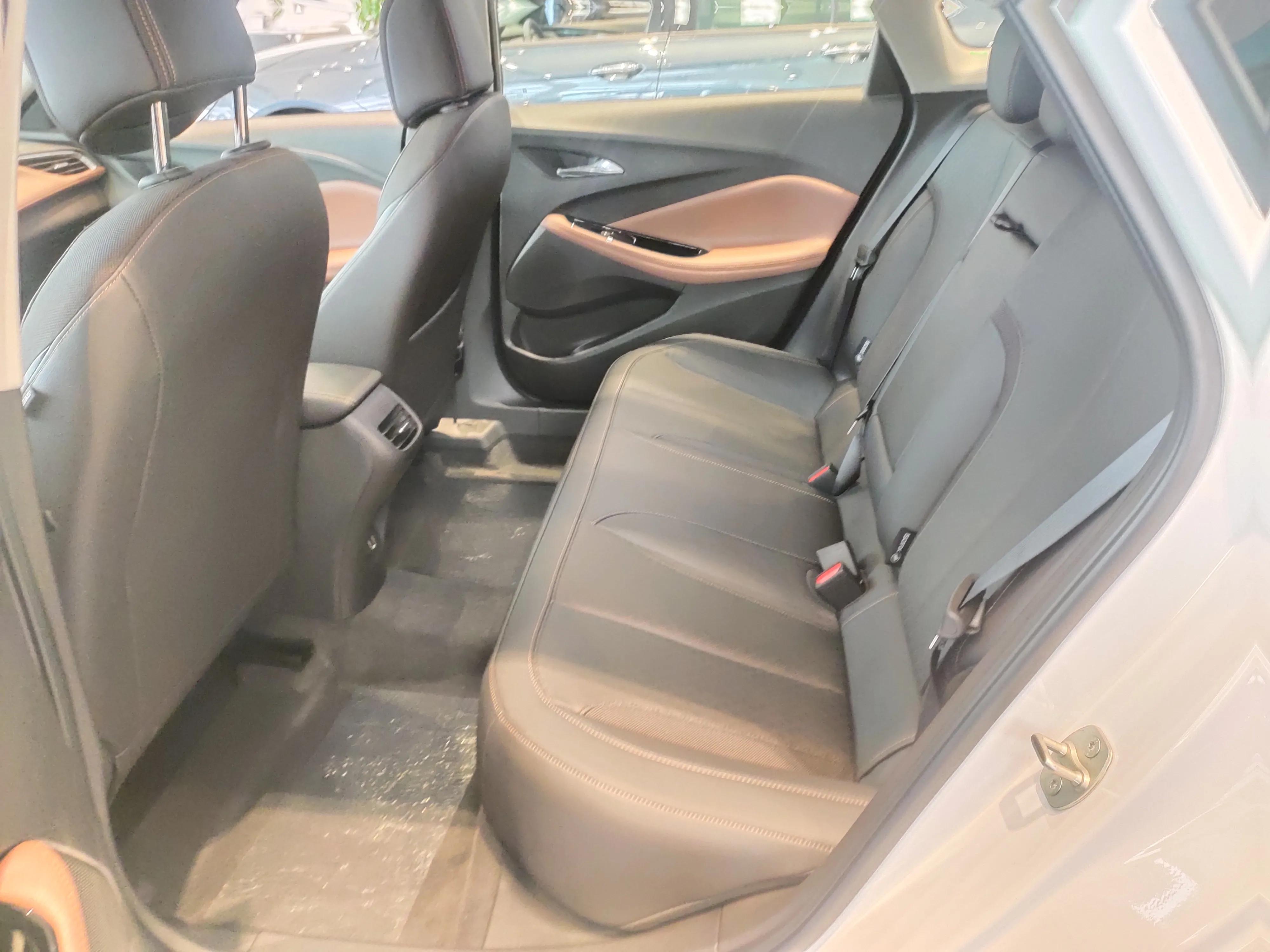 威朗pro白色提车,白色威朗1.5t