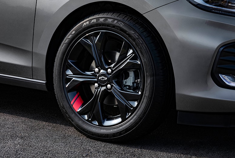 雪佛兰科沃兹新款是几缸,新款雪佛兰科沃兹是三缸还是四缸