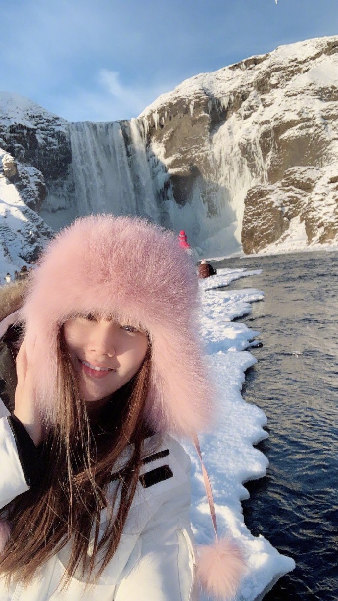 lol小苍最新视频,lol小苍深夜发文