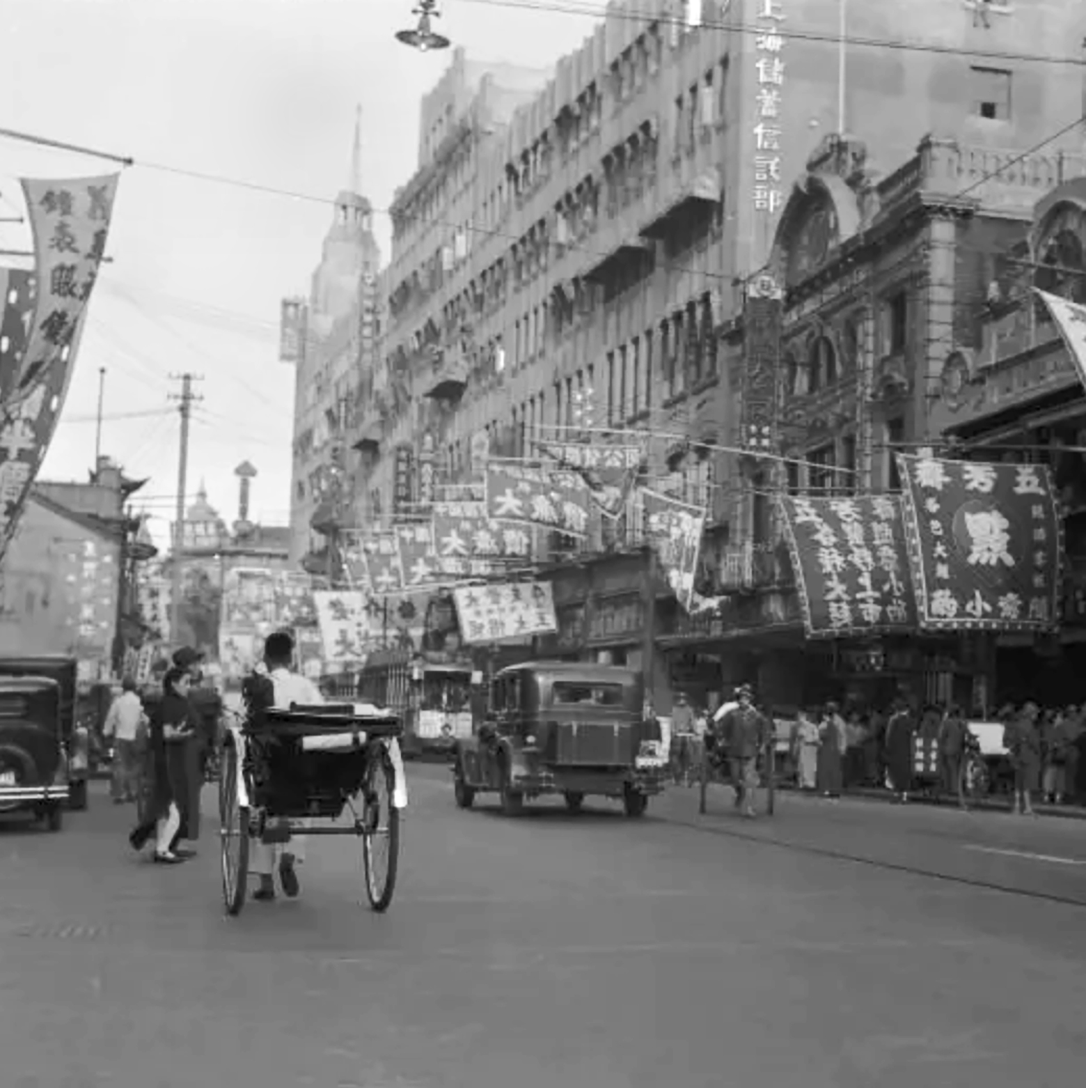 上海打工人挣钱了吗,上海打工人真实的一天