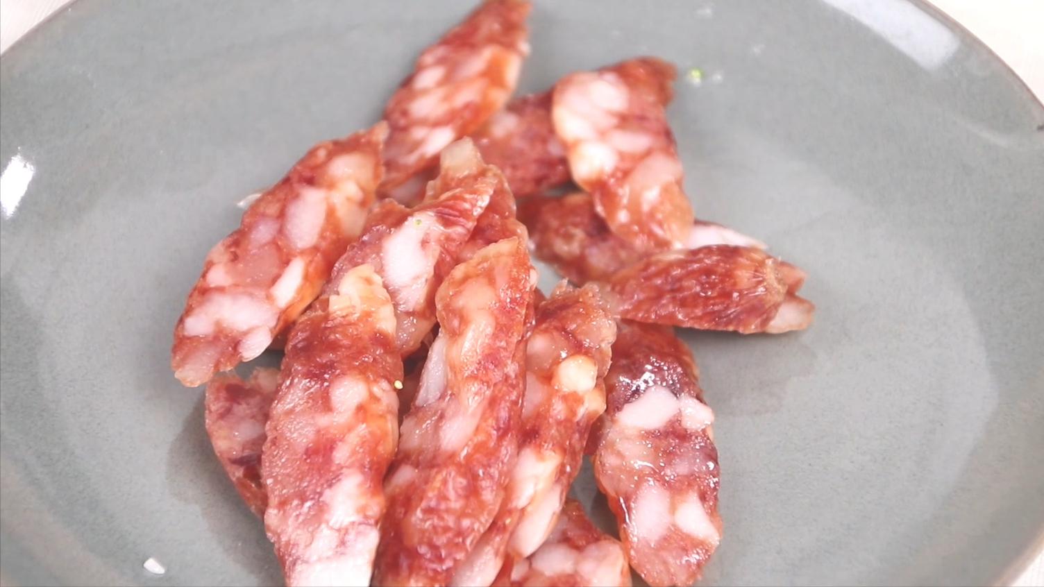 煲仔饭制作指南及技巧全解析,煲仔饭怎么做正宗