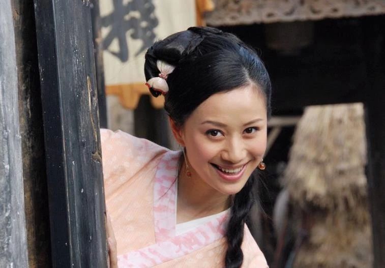 哪个明星拍过内衣广告,拍内衣广告的女明星