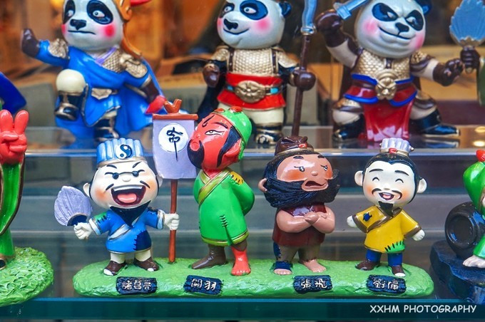 成都本地人去的最好吃的美食,中国姑娘吃成都美食