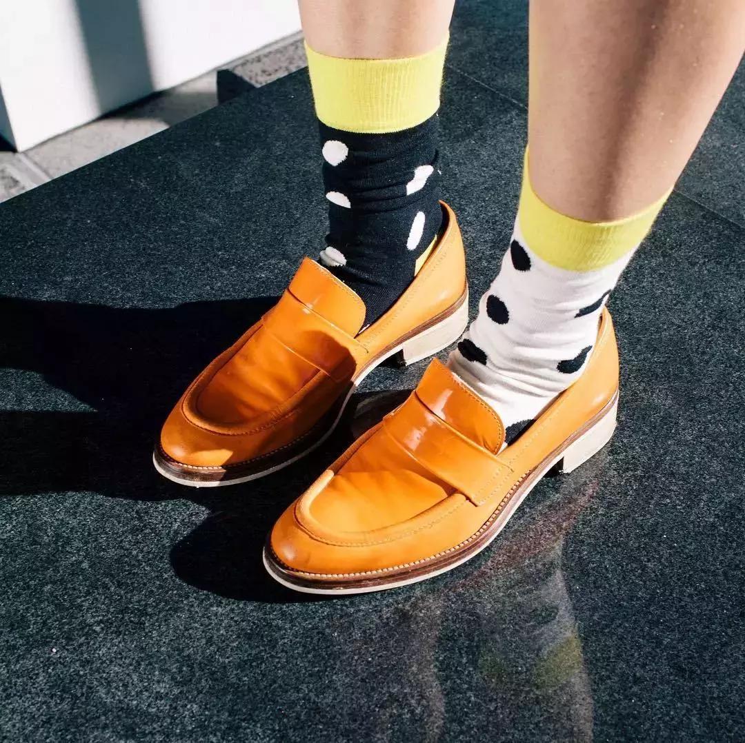 哪个品牌的袜子质量好性价比高,男士夏季袜子品牌排行榜前十名