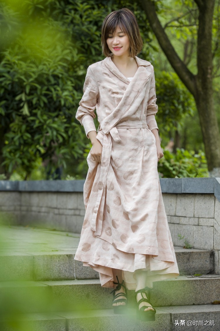 时髦又高级感十足的连衣裙美爆了,特别好看的时尚连衣裙
