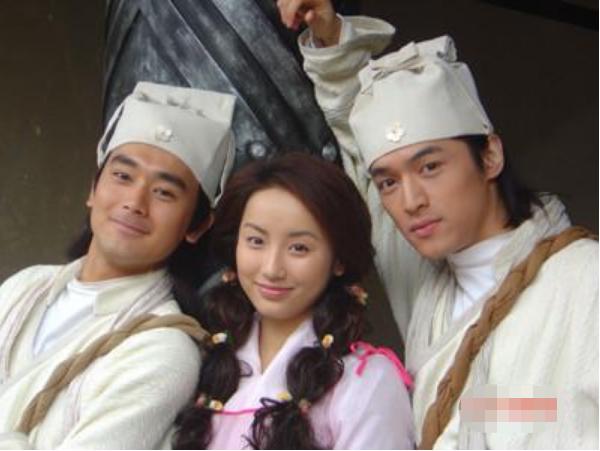 唐嫣最好的四位闺蜜,唐嫣和谁是最好的闺蜜