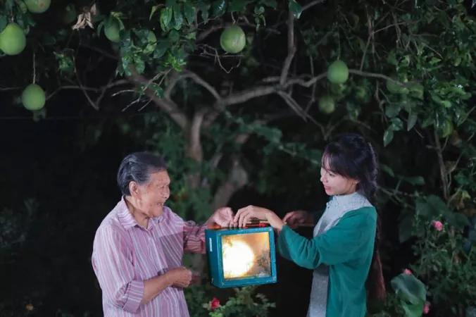 李佳琦请假暂停直播