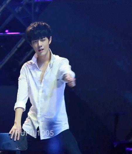 盘点男明星的摆胯舞,男明星跳舞为啥要顶胯