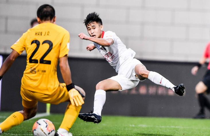 已通过认证！21岁海归“转会”国足仅剩一步，将接班郑智+蒿俊闵