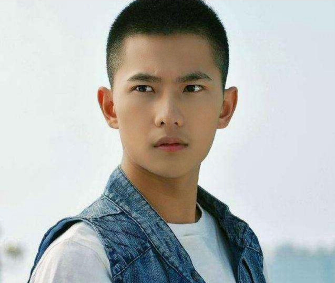 适合男人的短发发型,男人超短发发型图片大全