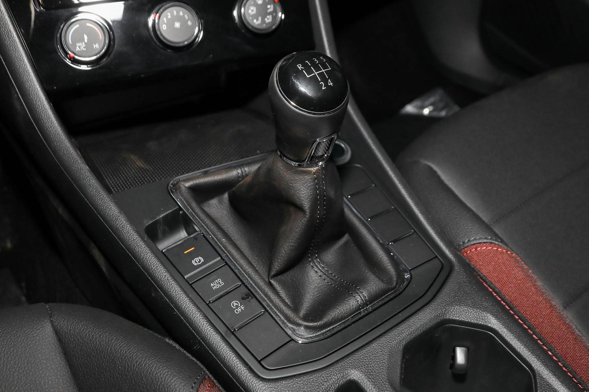 在爸妈的支持下提车,1.5t宝来提车