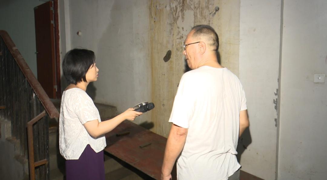 碰到下雨天用什么方法去除雨水,遇上下雨天怎么办