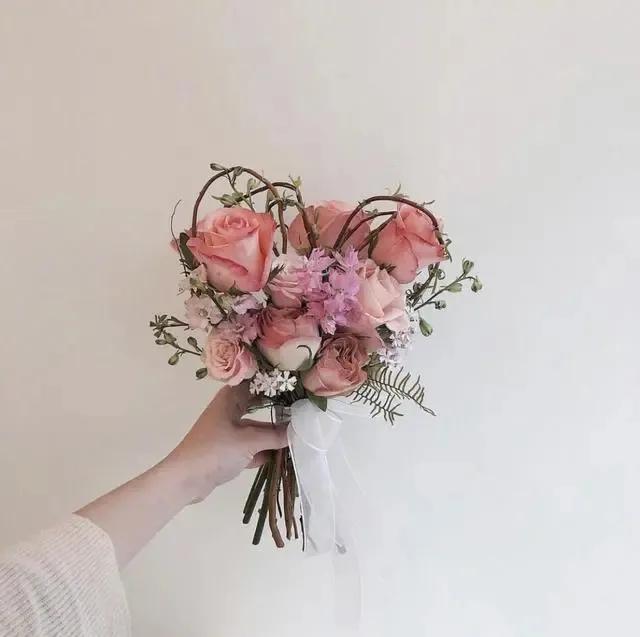 为什么我突然想谈恋爱了,你为什么突然想谈恋爱