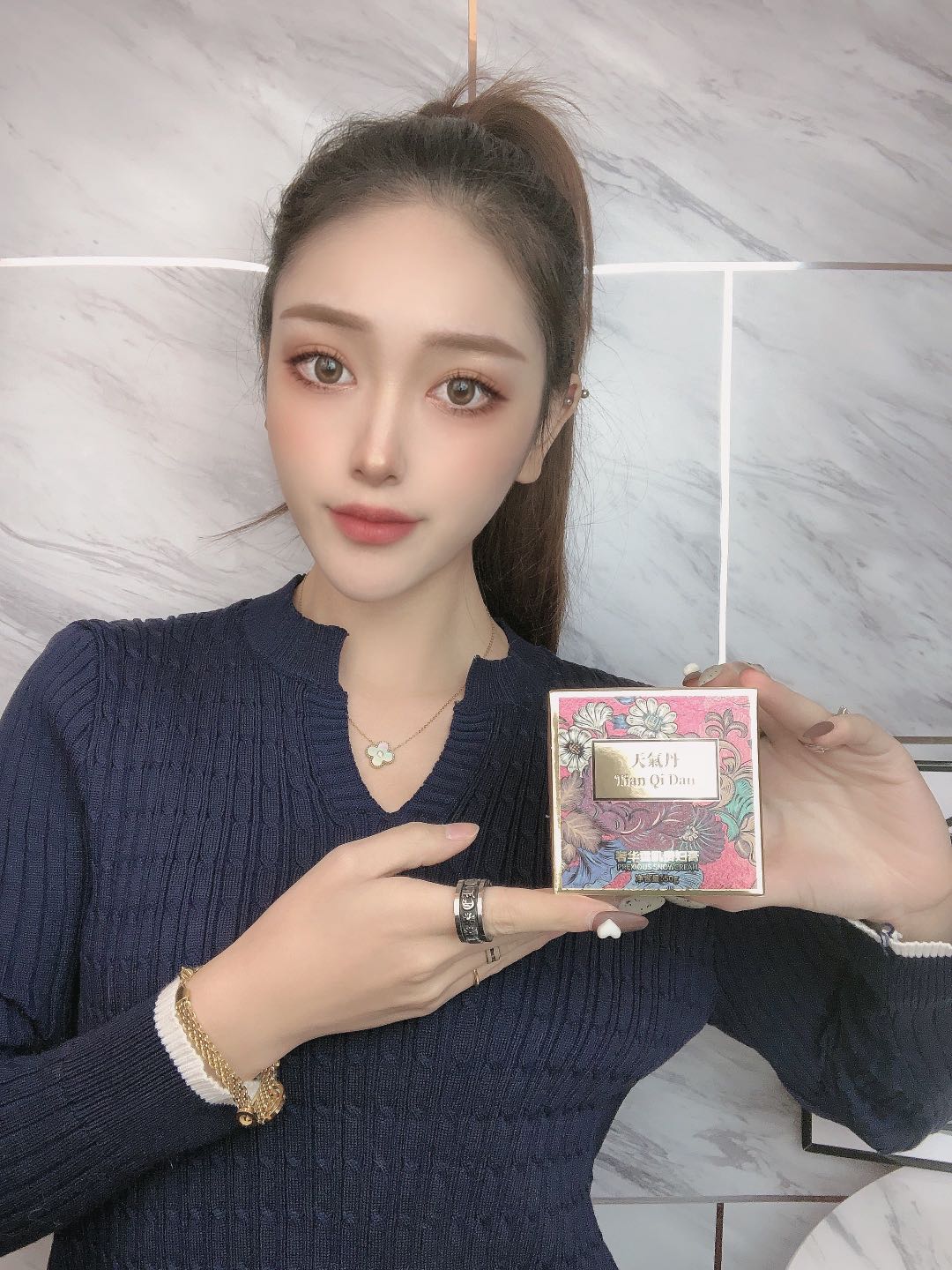 真真正正的贵妇膏里面到底有什么,真正好用的贵妇膏