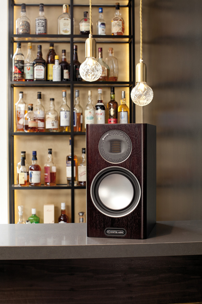 猛牌Gold100书架箱搭配乐圣里海三件套组Hi-Fi是什么感觉?