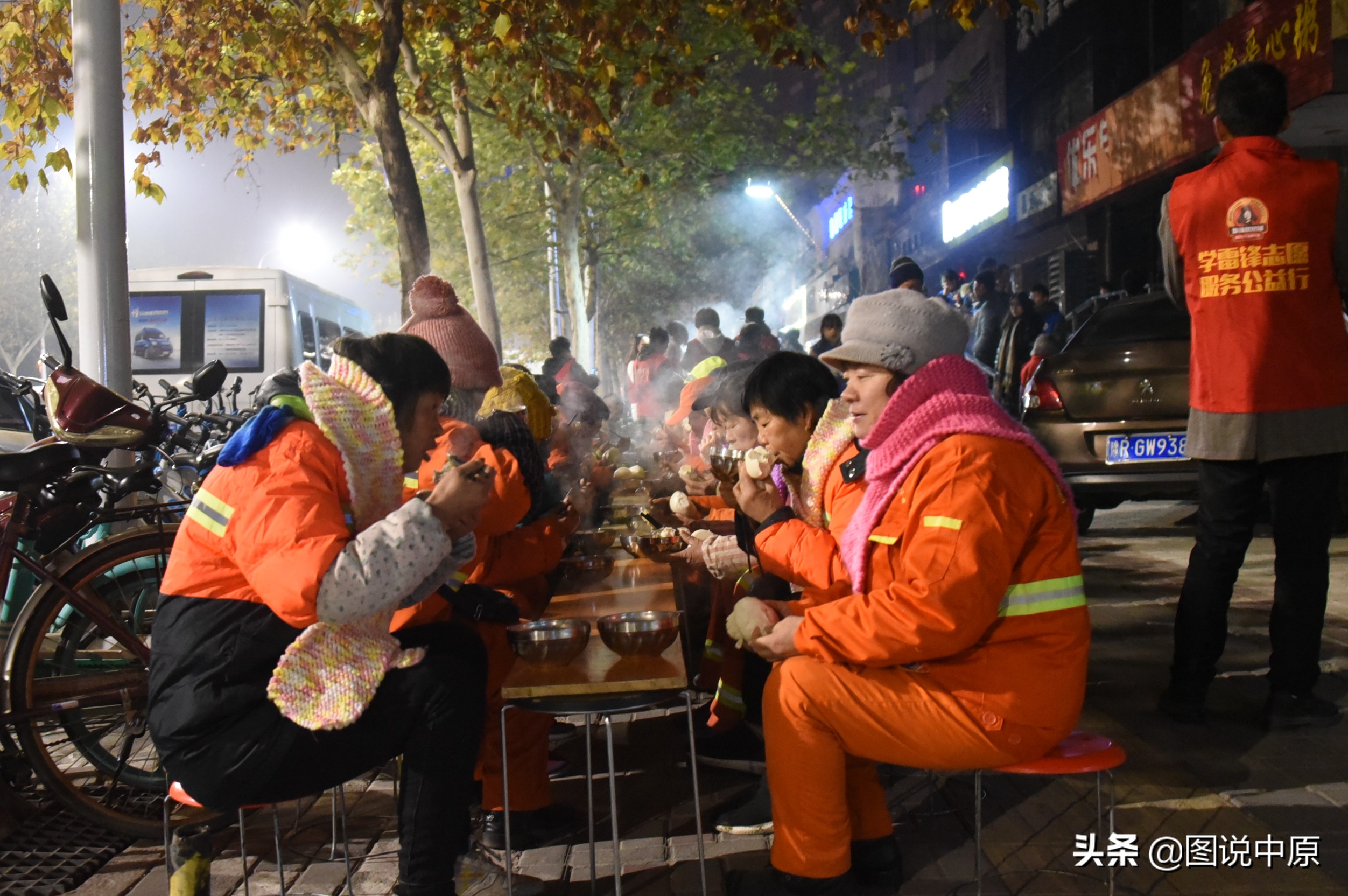 我开爱心粥屋7年，送出的食物能装满一个车皮，问心无愧面对质疑