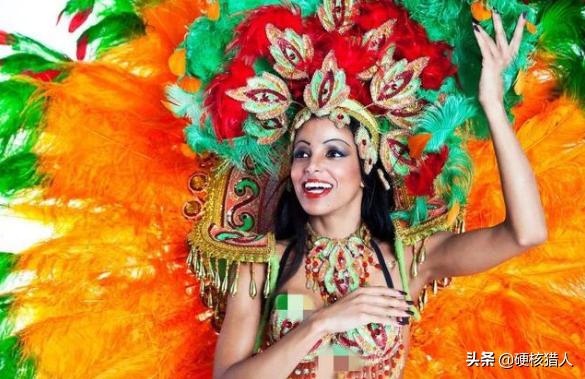 巴西狂欢节“尽情纵欲”，政府发放“避孕套”，呼吁人们控制天性