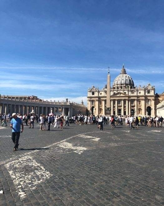 走进梵蒂冈城市,走进梵蒂冈手抄报