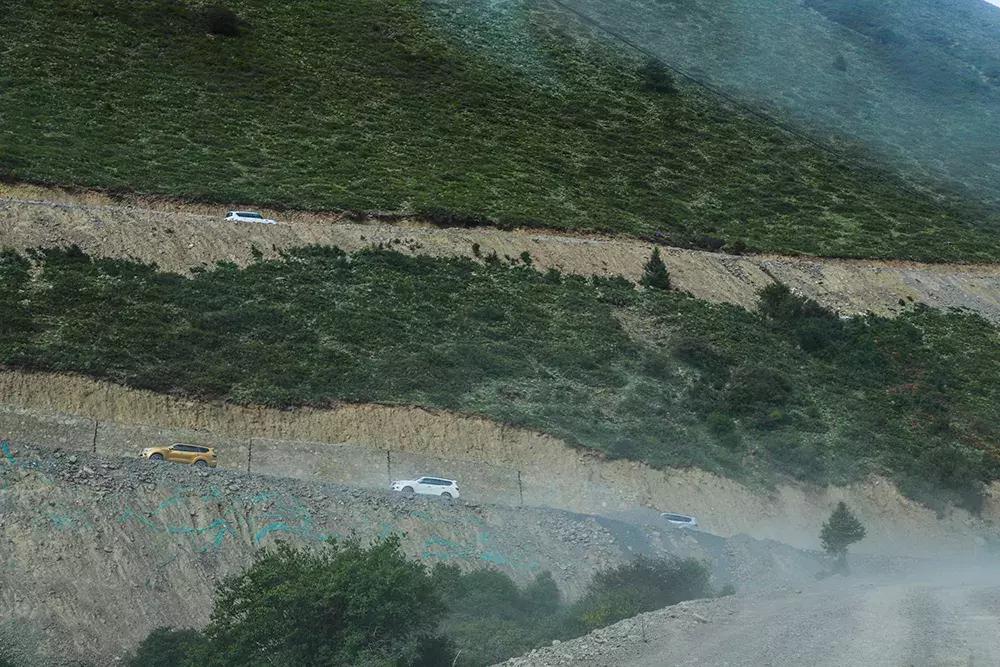 2.5l排量车还值得买吗,2.0t8at的都有哪些硬派越野