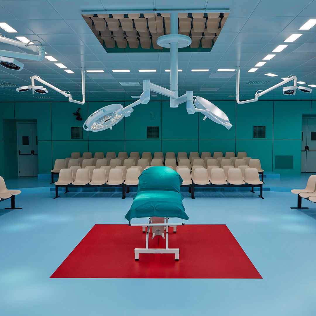 gucci设计理念是什么,gucci品牌标志性设计元素