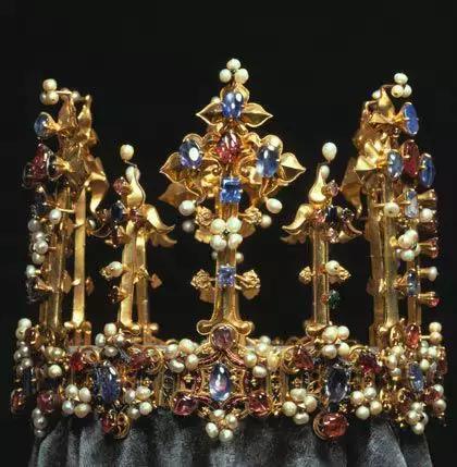 世界各国王冠,世界各国皇室珠宝排名