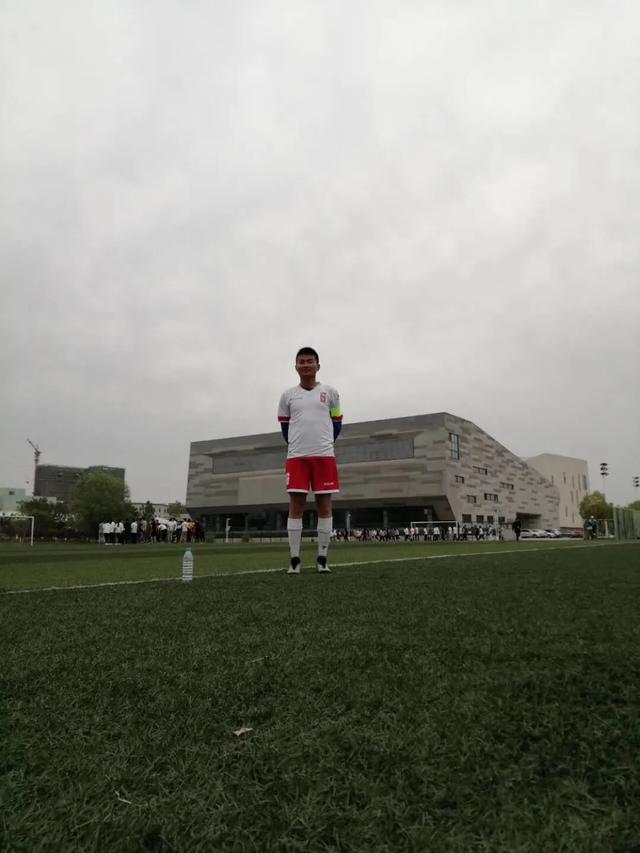 回顾我的建大足球七年三冠，向我的偶像詹皇八年三冠致敬！