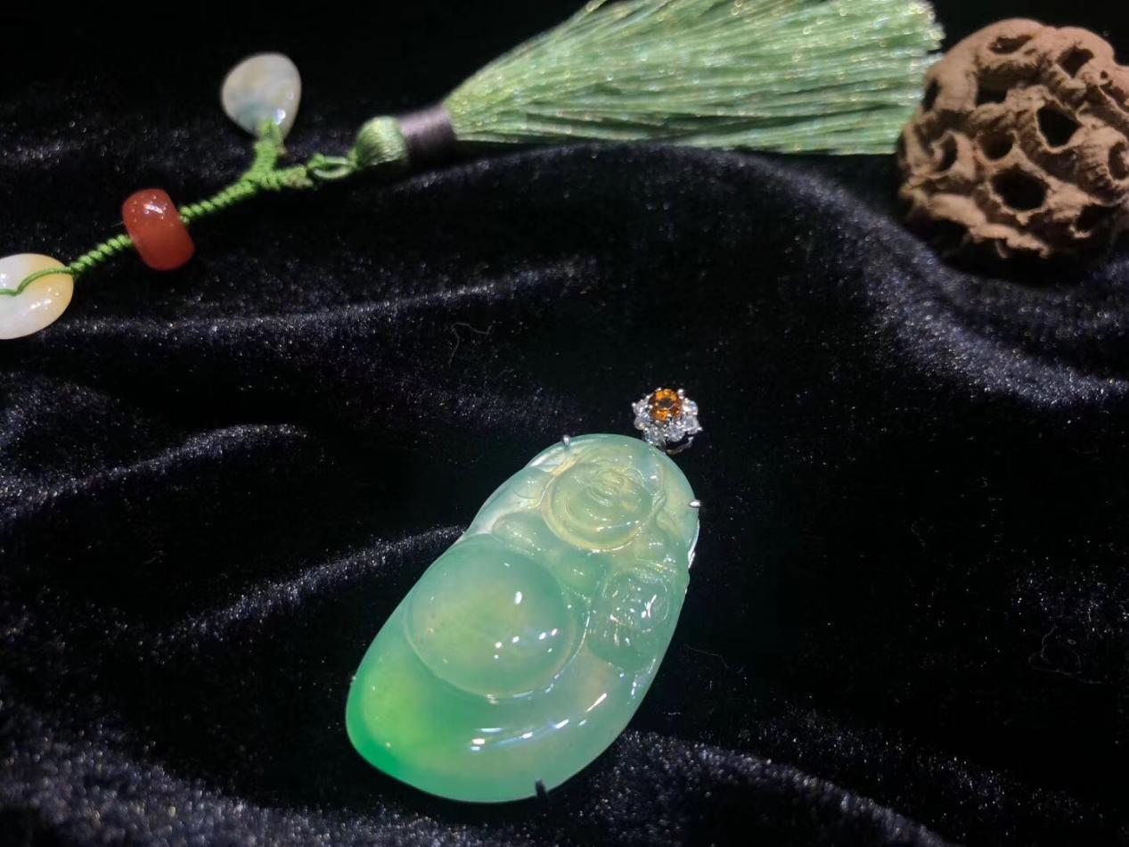 三招教你如何挑选翡翠玉佛,翡翠新手怎么聊