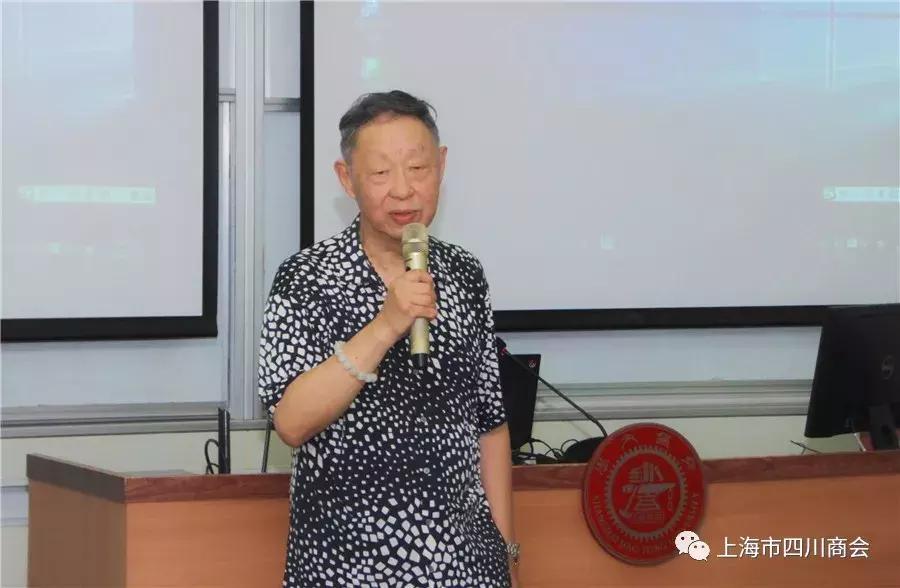 上海市四川商会东分会携手文专委走进校园学习活动