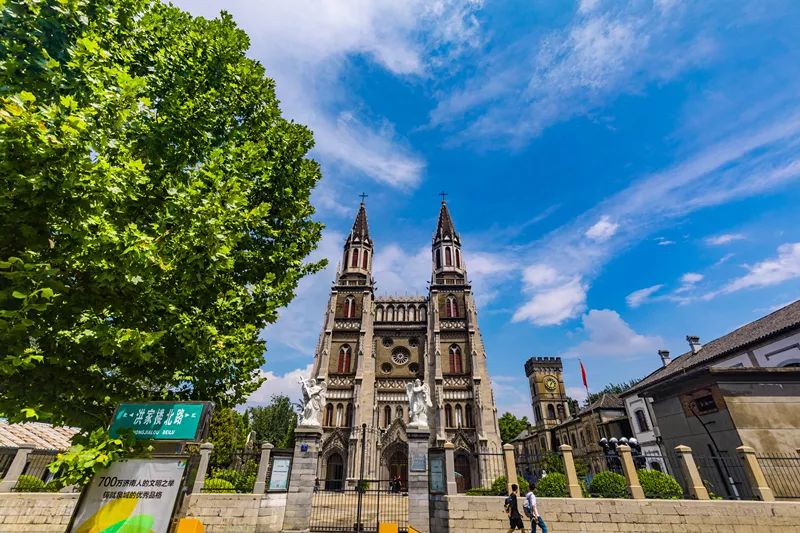 关于济南的介绍,关于济南印象最深是什么