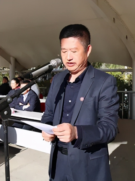 阜新高等专科学校隆重举行2020-2021学年度开学典礼暨新生军训闭营式