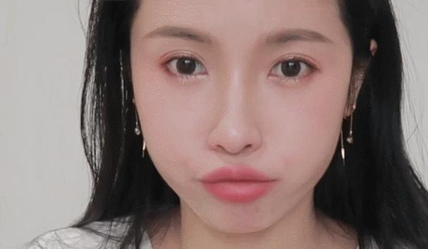 超实用的笑容技巧，上西瓜视频学习上镜的表情管理方法