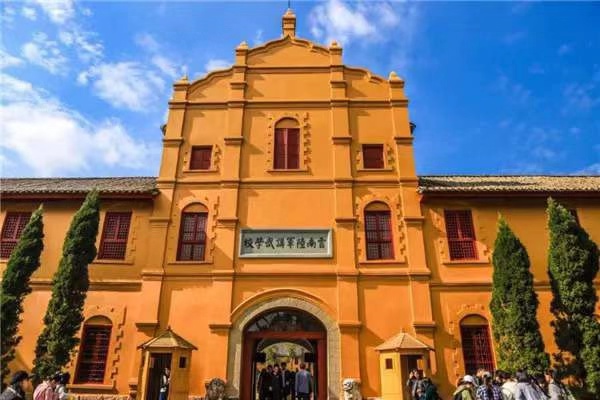 国庆游玩攻略昆明旅游线路图,去昆明国庆旅游攻略路线