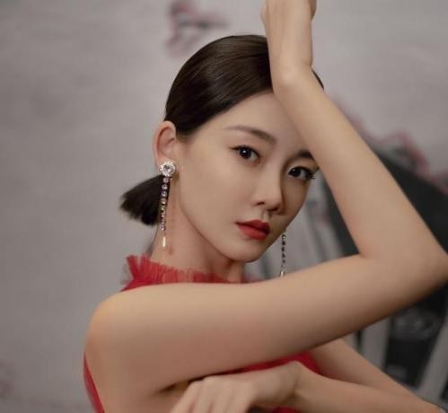 “夜店小王子”郑恺的瓜