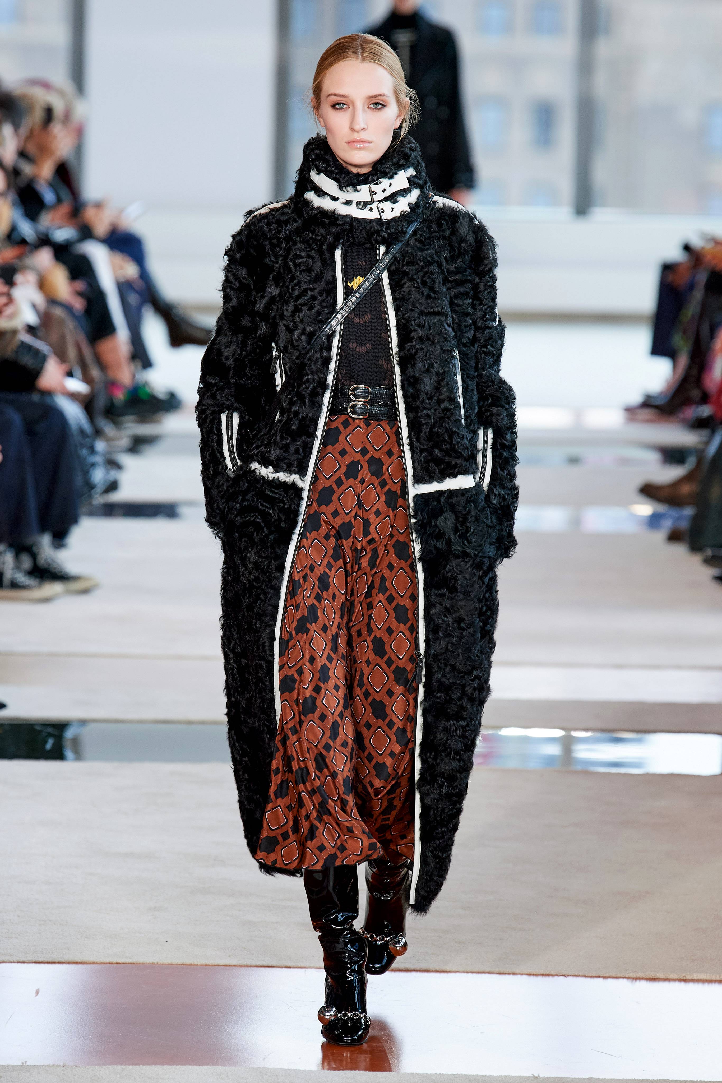 施华洛世奇花漾魔力寓意 (施华洛世奇的花样魔力)