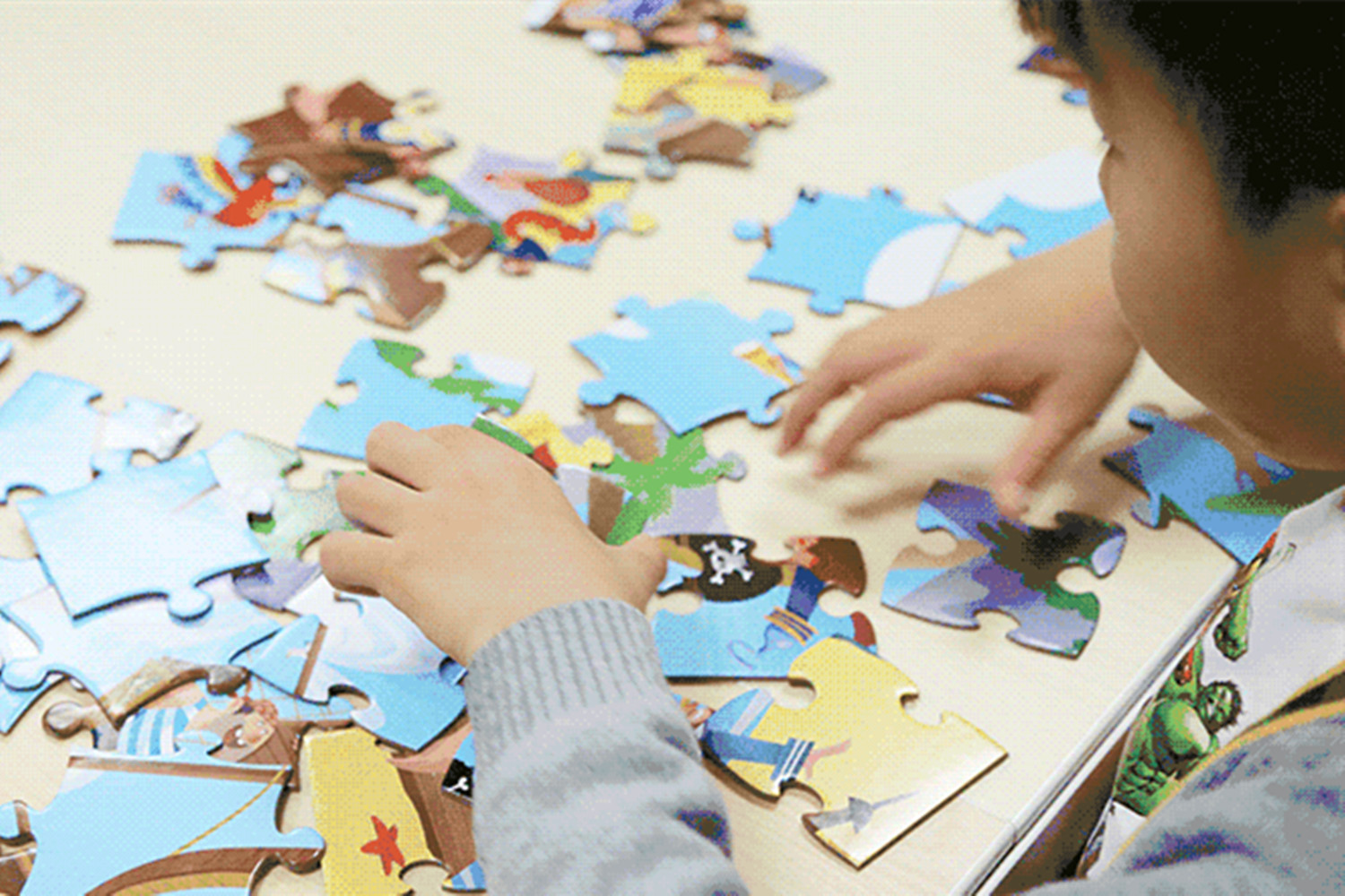 玩具那么多，孩子还要不停买？父母如何打消孩子的“欲望黑洞”