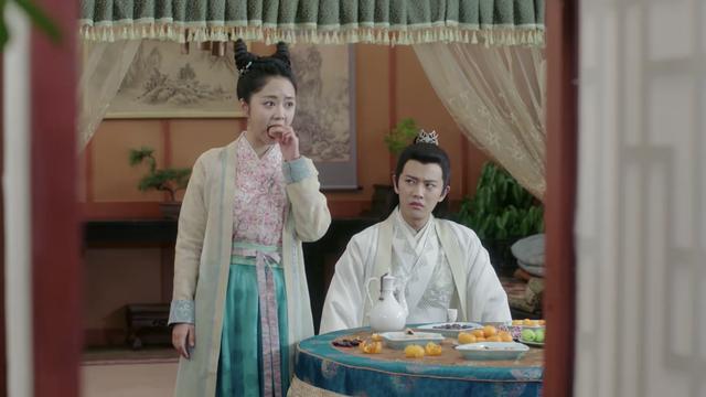 宋茜谭松韵任嘉伦李现千玺,许光汉宋威龙视频通话模板