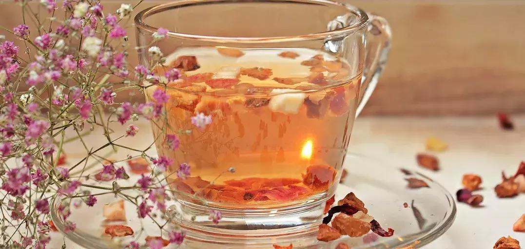 航天健康大讲堂——当药植园遇上二十四节气:“小满”之山楂