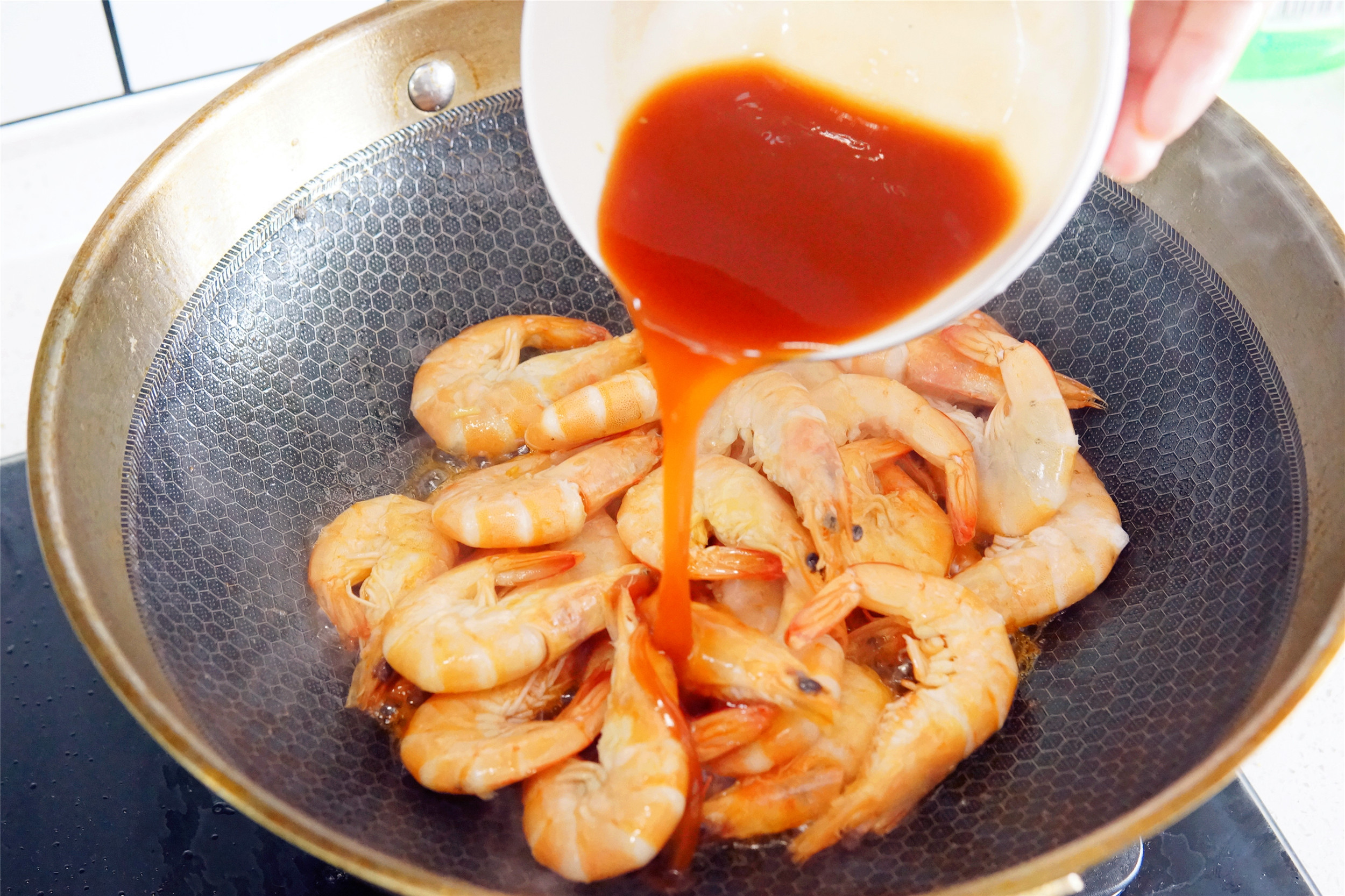 大虾放冰箱正确的冷冻方法,大虾放冰箱冷冻保存方法