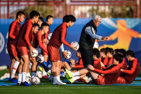 少年成名名扬四海,少年成名终身成就