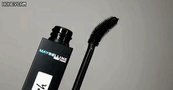 好用的睫毛膏让你电眼十足,放大双眼睫毛膏