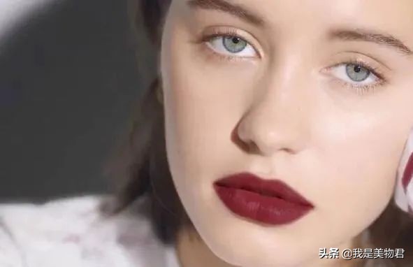 巴宝莉潮流服装,巴宝莉引领欧洲x型服装廓形潮流