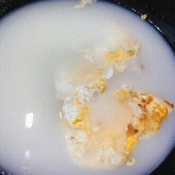 香菇鸡丁米线鸡汤怎么熬,香菇鸡丁米线的鸡丁卤怎么熬制