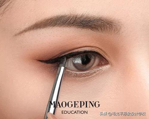 细腻又精致的眼妆怎么画,细腻精致的眼妆怎么画